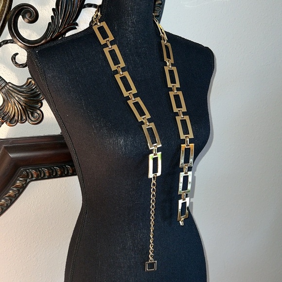 ESCADA Women’s Gilded Gold Geometric Luxury Elegance Classic Adjustable Belt - Picture 1 of 9